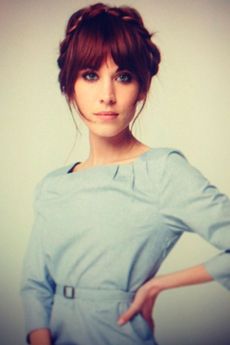 Alexa Chung shows off her new hair in her L'Oreal campaign