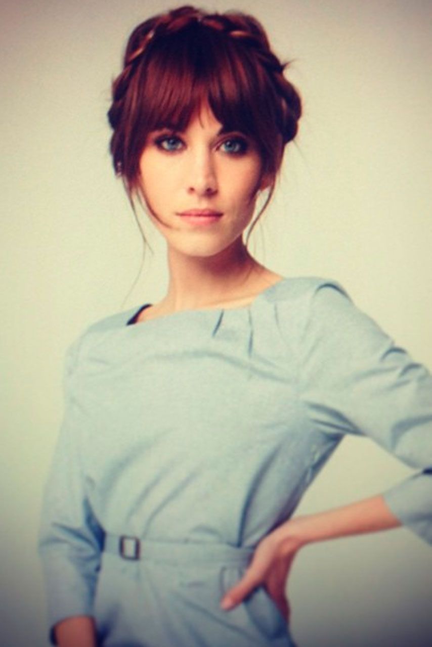 Alexa Chung shows off her new hair in her L&#039;Oreal campaign