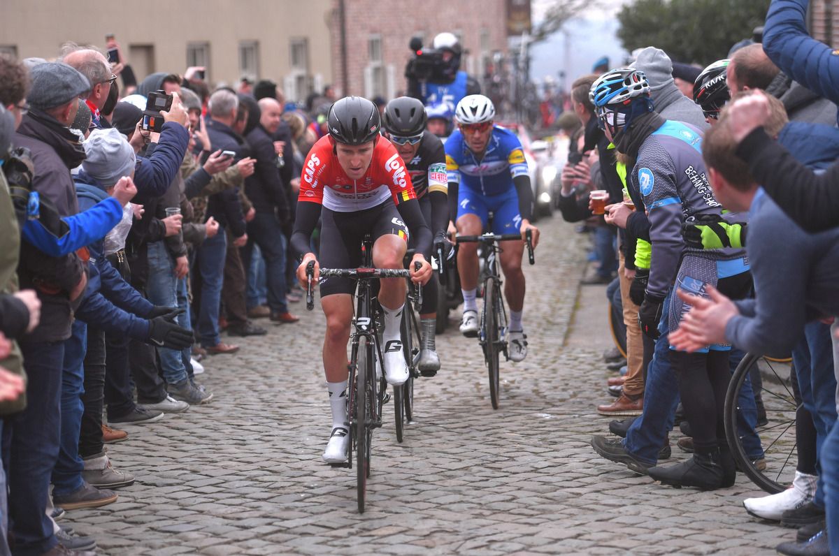 Tiesj Benoot (Lotto-Soudal) taking the front position at E3