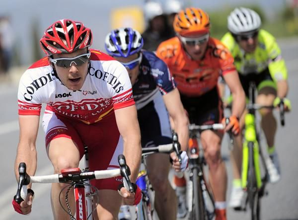 Christophe Kern (Cofidis) leads the break.