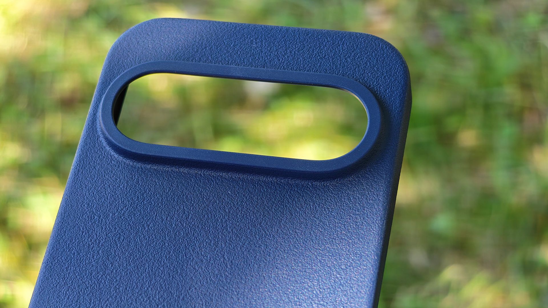 Looking at the blue Dbrand MNML case