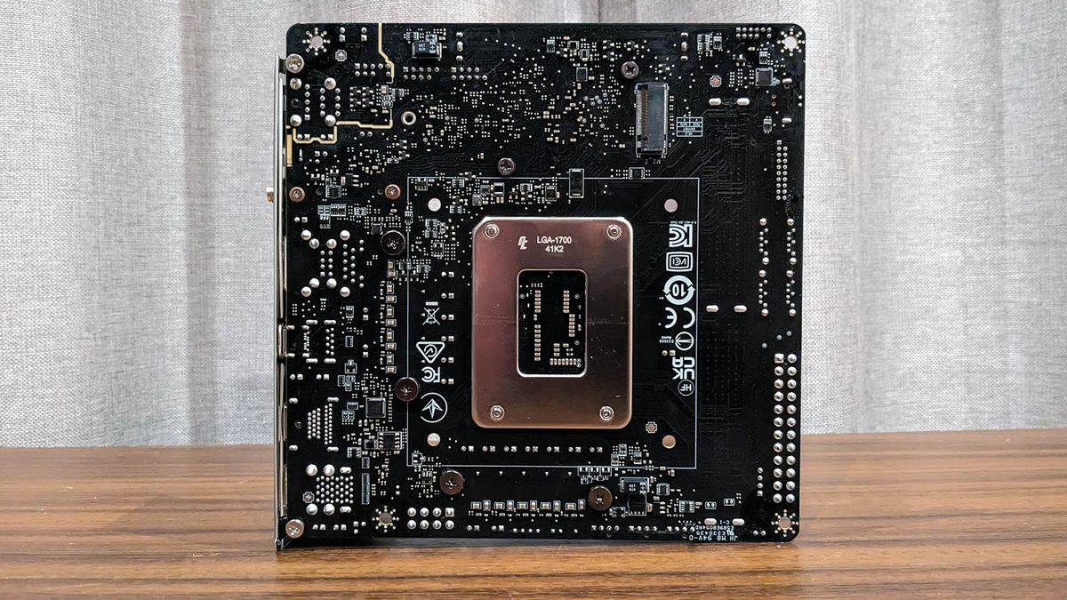 MSI MPG B760I Edge WiFi rear view with M.2 slot