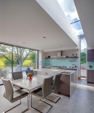 kitchen extension with glass roof