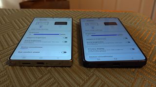 Samsung Galaxy S25 Ultra vs Samsung Galaxy S26 Ultra screen comparison