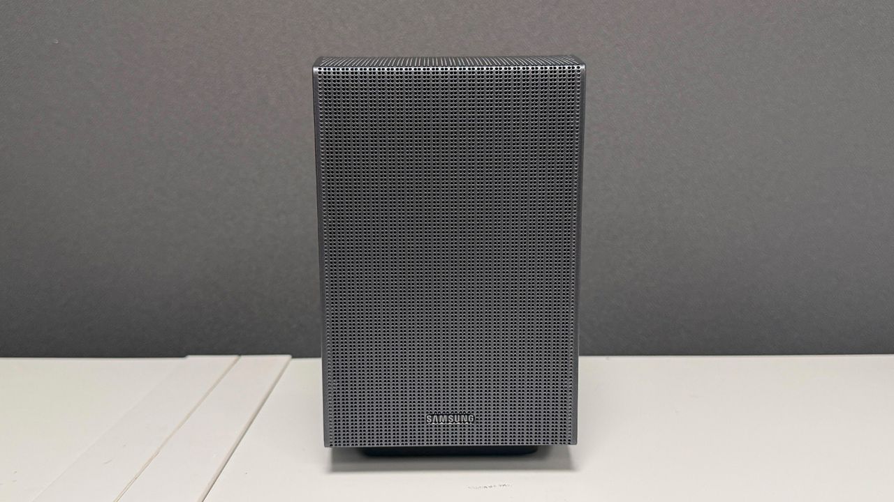 Samsung HW-Q990H soundbar package