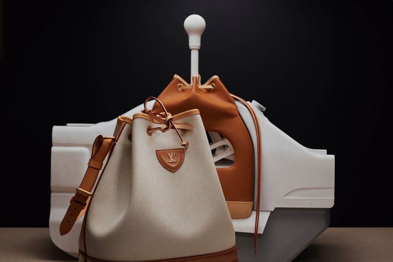 Creating the accessory set for the Classic Turbo created by Singer and Louis Vuitton