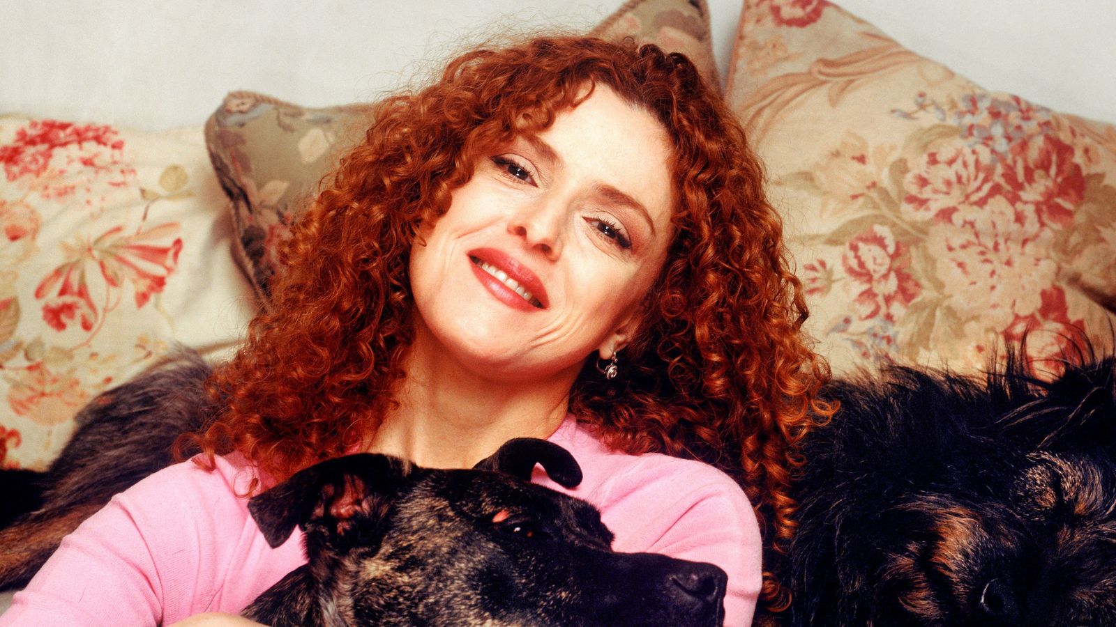 bernadette peters in her living room in the '90s