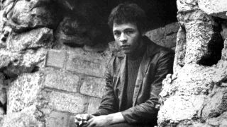 Love’s Arthur Lee posing for a photograph in 1970