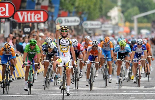 No one could match the speed of Mark Cavendish (HTC - Columbia) in the finishing straight.