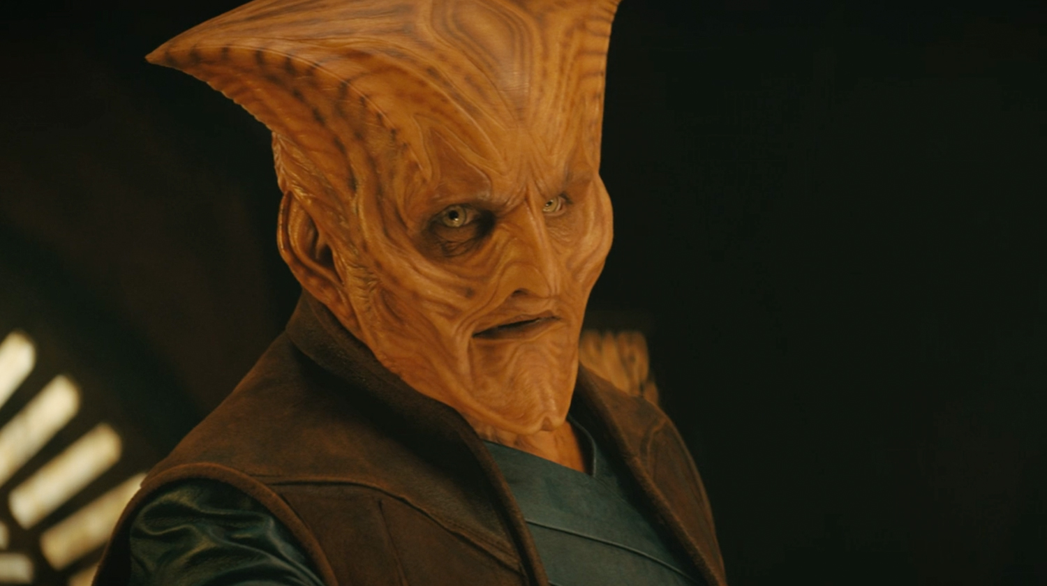Haz Mazaro (Daniel Kash), from an as-yet unnamed alien race, is probably the best thing in this episode