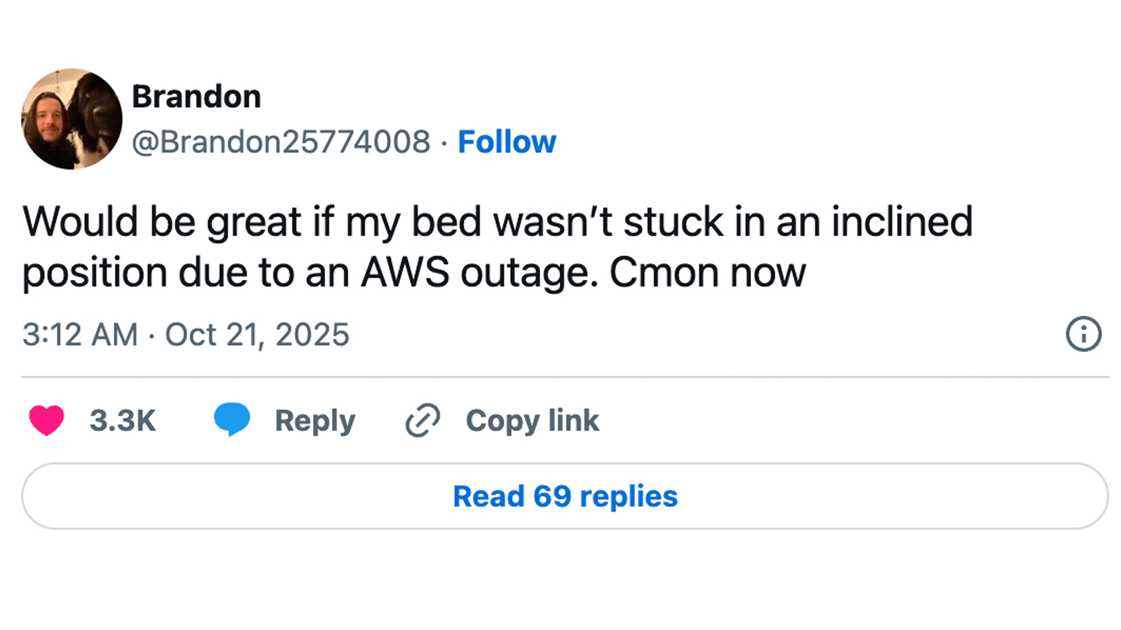 A tweet on X about the Eight Sleep bed during the AWS outage
