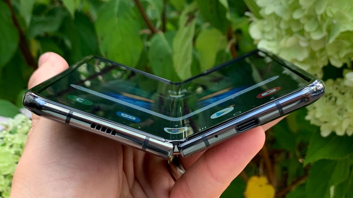 Improved Galaxy Fold feels more durable but comes with 19 pieces of AT&T bloatware for $2,000