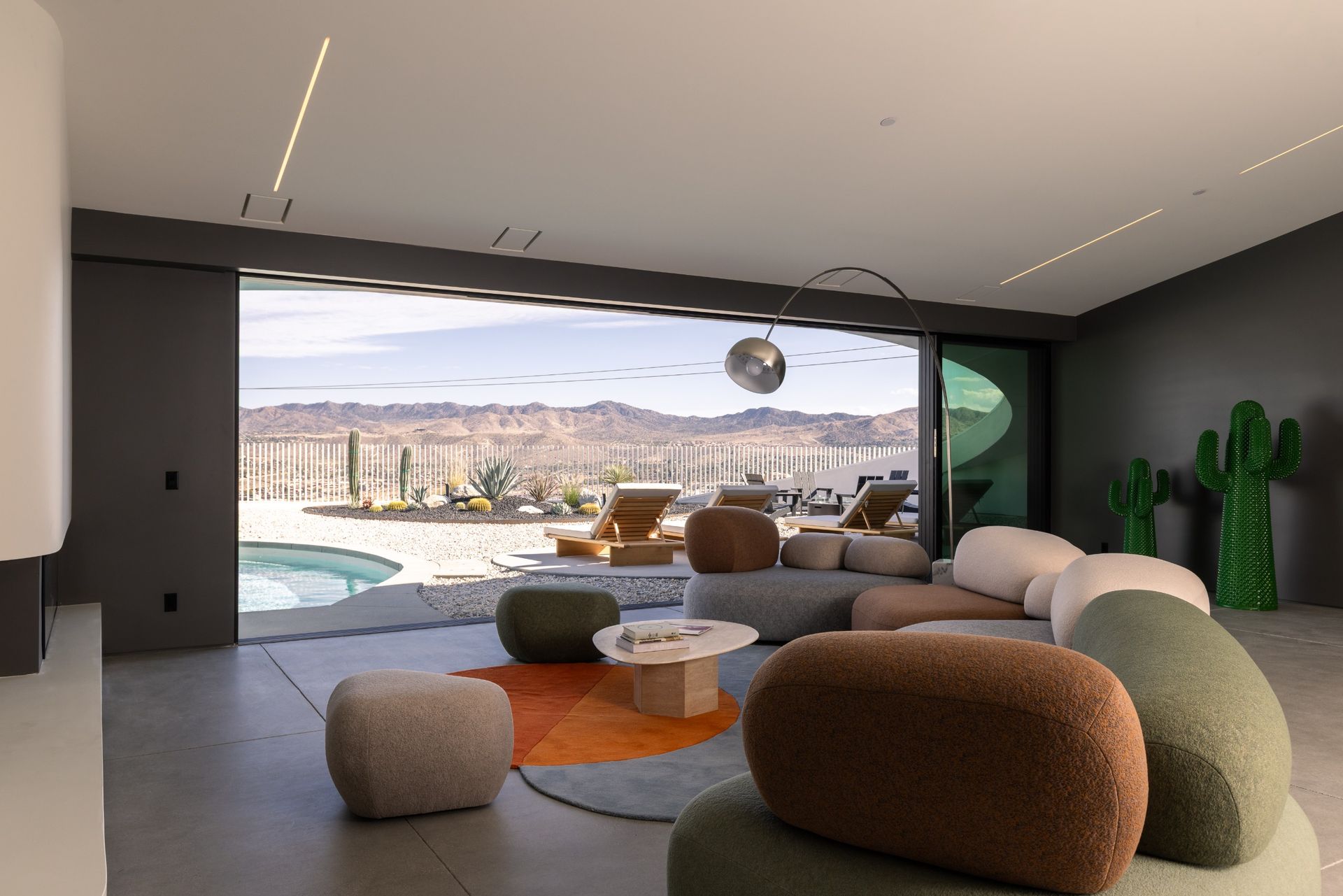Avocado House, a Californian desert house with a quirky shape