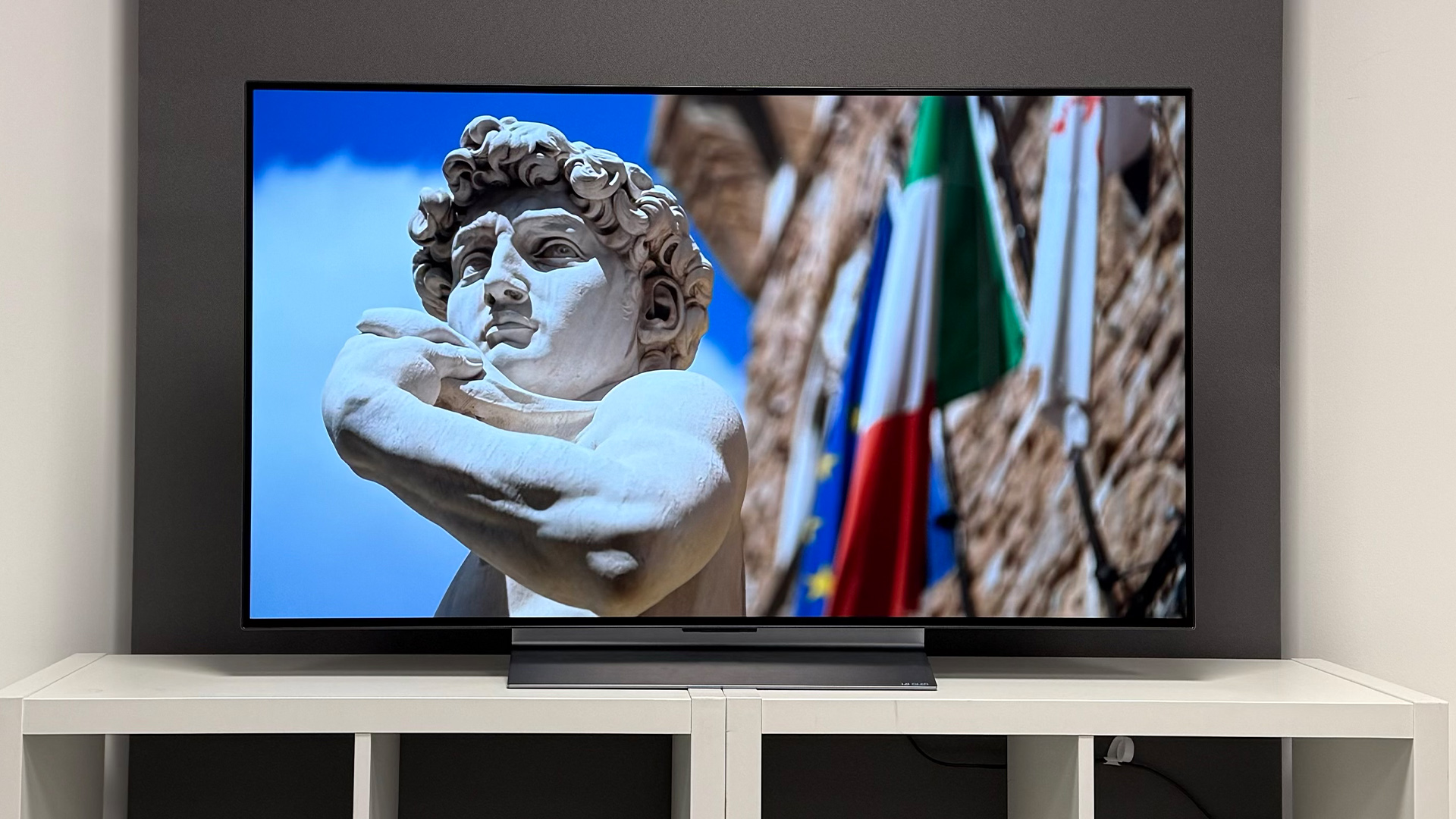 LG C5 48-inch OLED TV