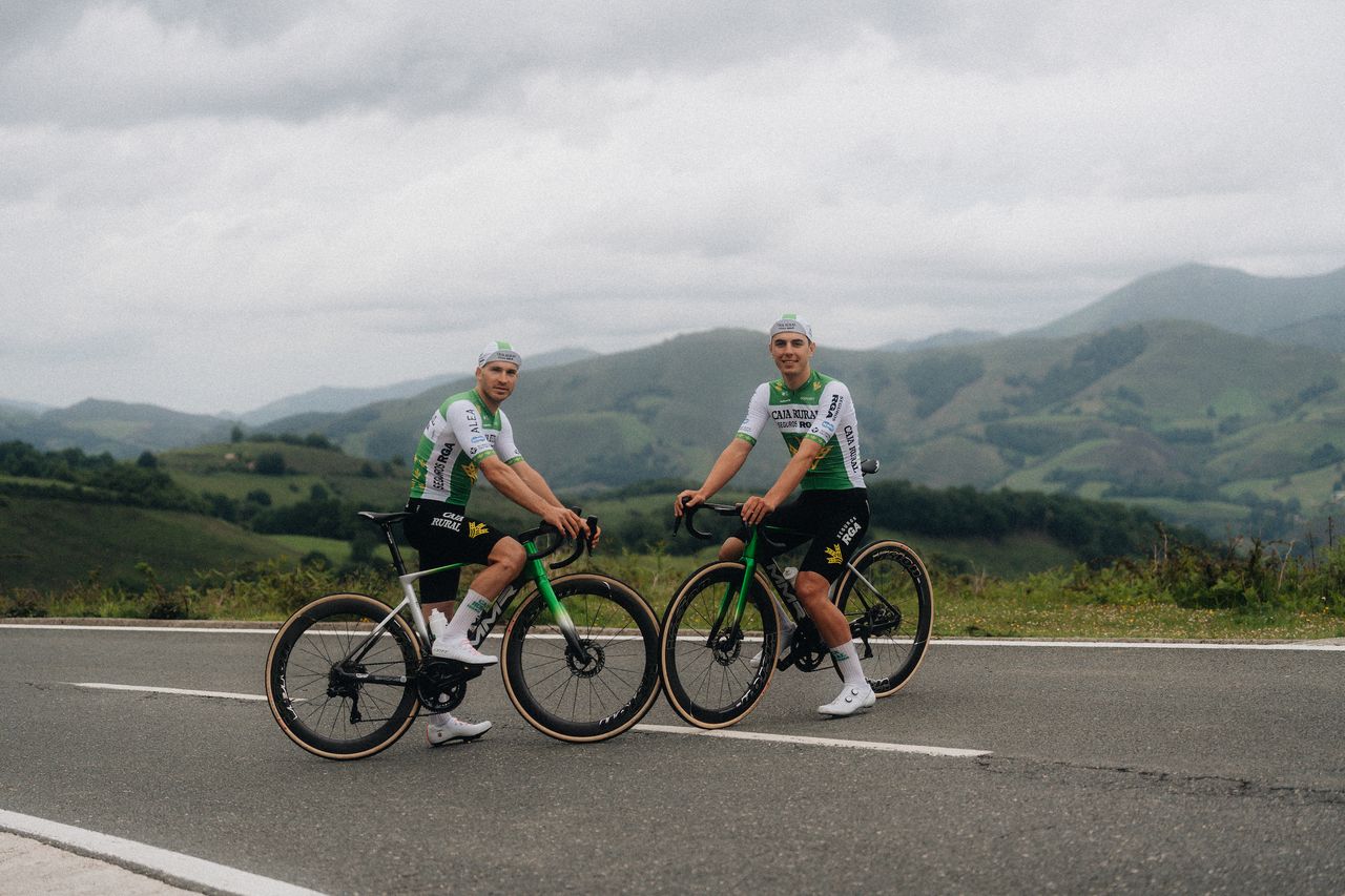 Caja Rural special kit