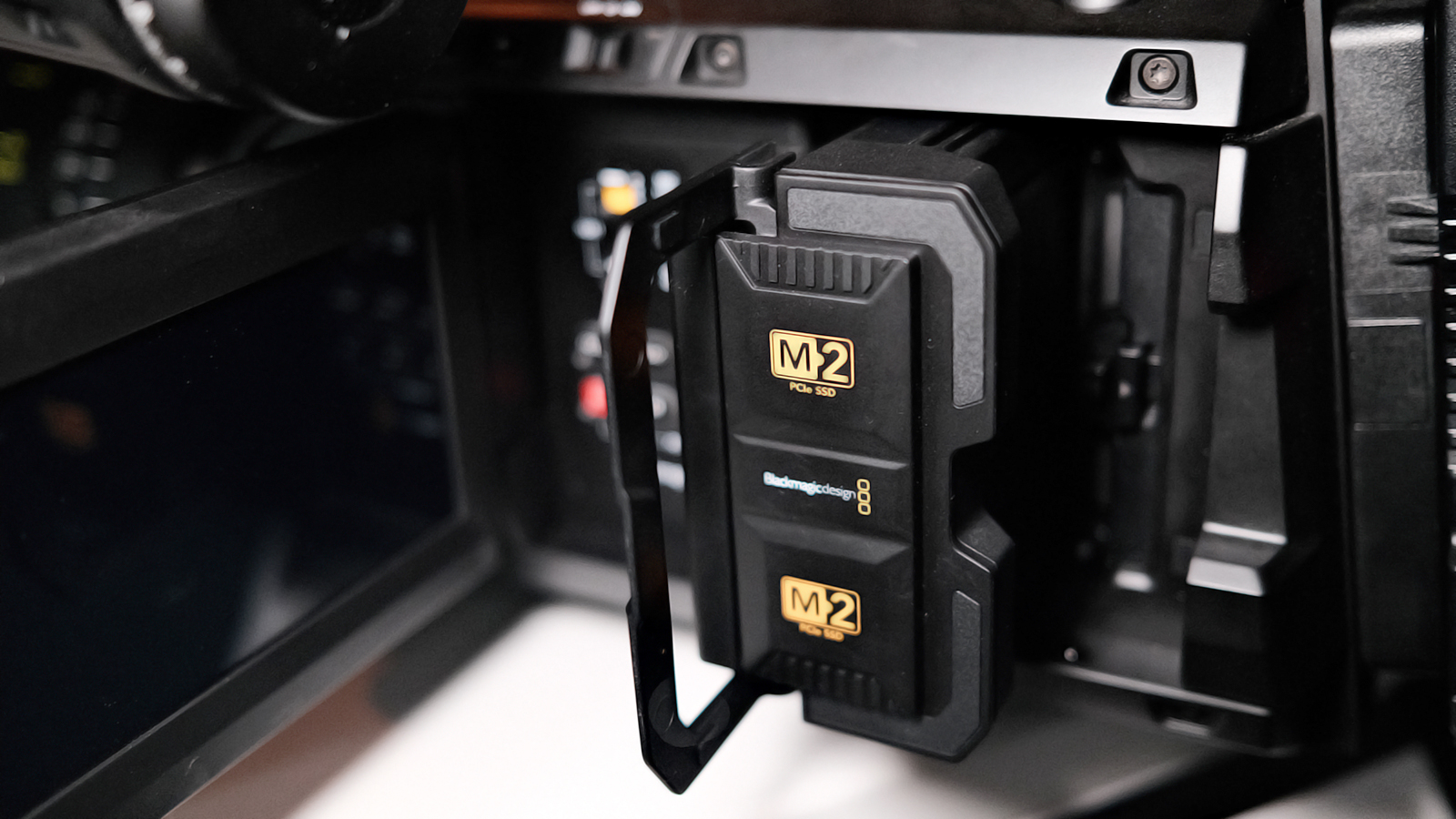 Blackmagic URSA Cine 12K LF