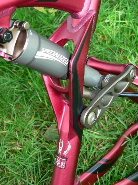 You don&rsquo;t see very many welds on that seat tube assembly, now do you? That&rsquo;s because there aren&rsquo;t any, at least from the shock bridge down. The entire assembly is forged as one piece for greater strength and more consistent alignment.