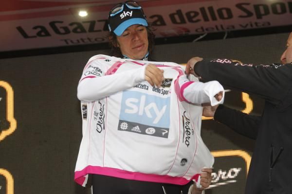 Rigoberto Uran (Team Sky) moved into the white jersey