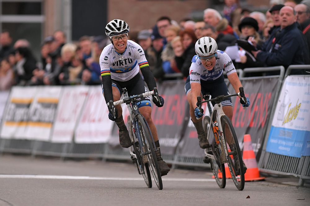 Marta Bastianelli (Virtu Cycling) wins Omloop van het Hageland ahead of Lotta Lepisto (Trek-Segafredo)