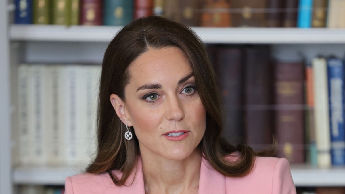 Kate Middleton finds new 'ball-breaker' personal secretary | Woman & Home