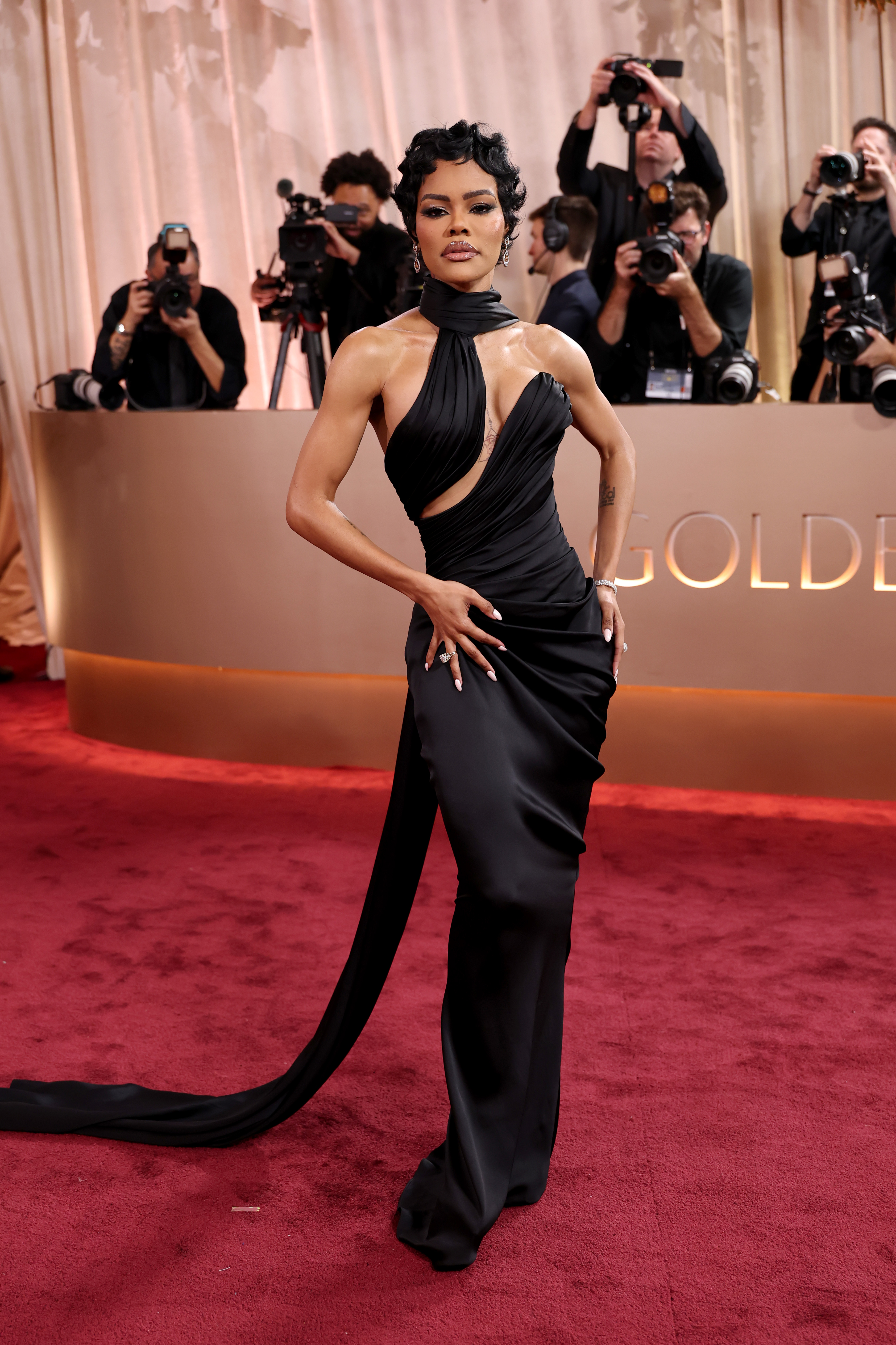 Teyana Taylor on the 2026 Golden Globe Awards red carpet.