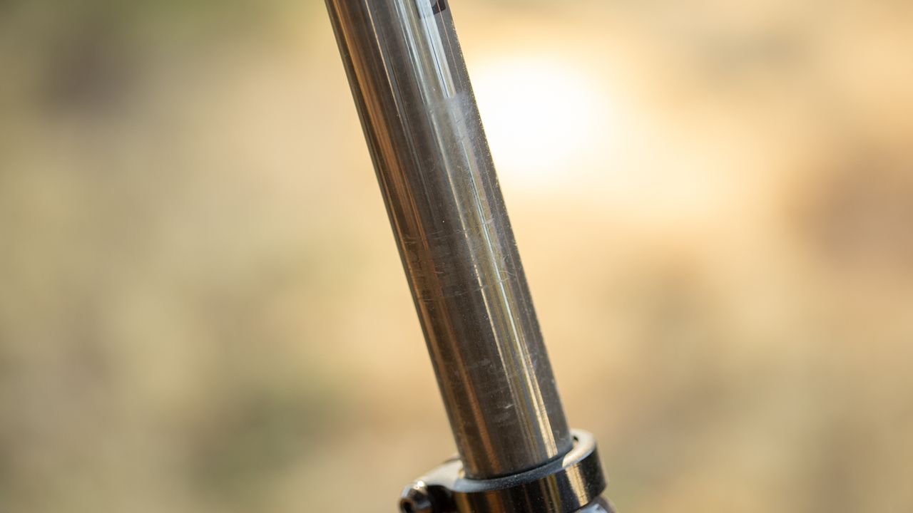 Trek Checkpoint SL 6 eTap seatpost