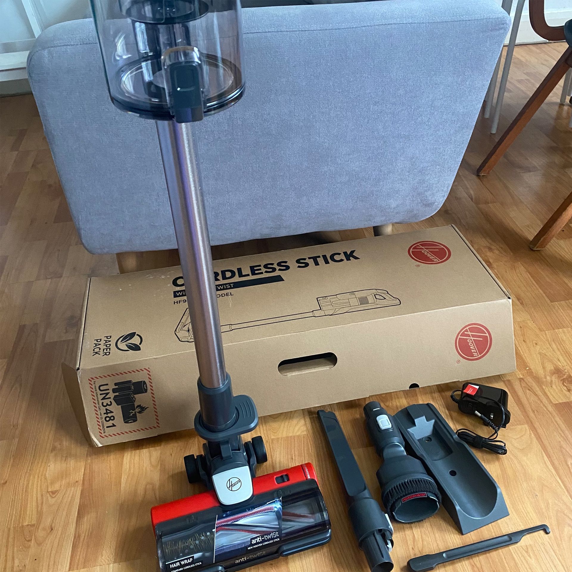 Hoover Cordless Vacuum Cleaner with ANTITWIST™ HF9 Ideal Home