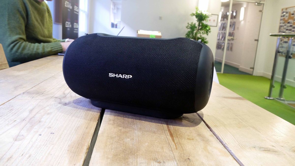 Sharp GX-BT480 bluetooth speaker review