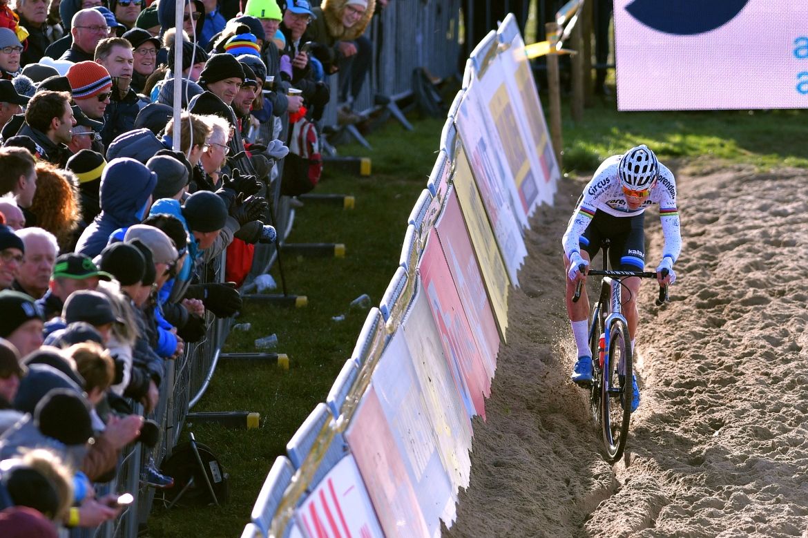 Mathieu van der Poel out on course