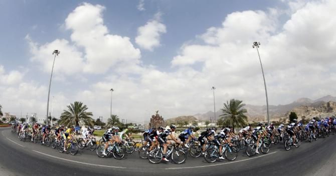 The peloton during stage 2 of the Tour of Oman
