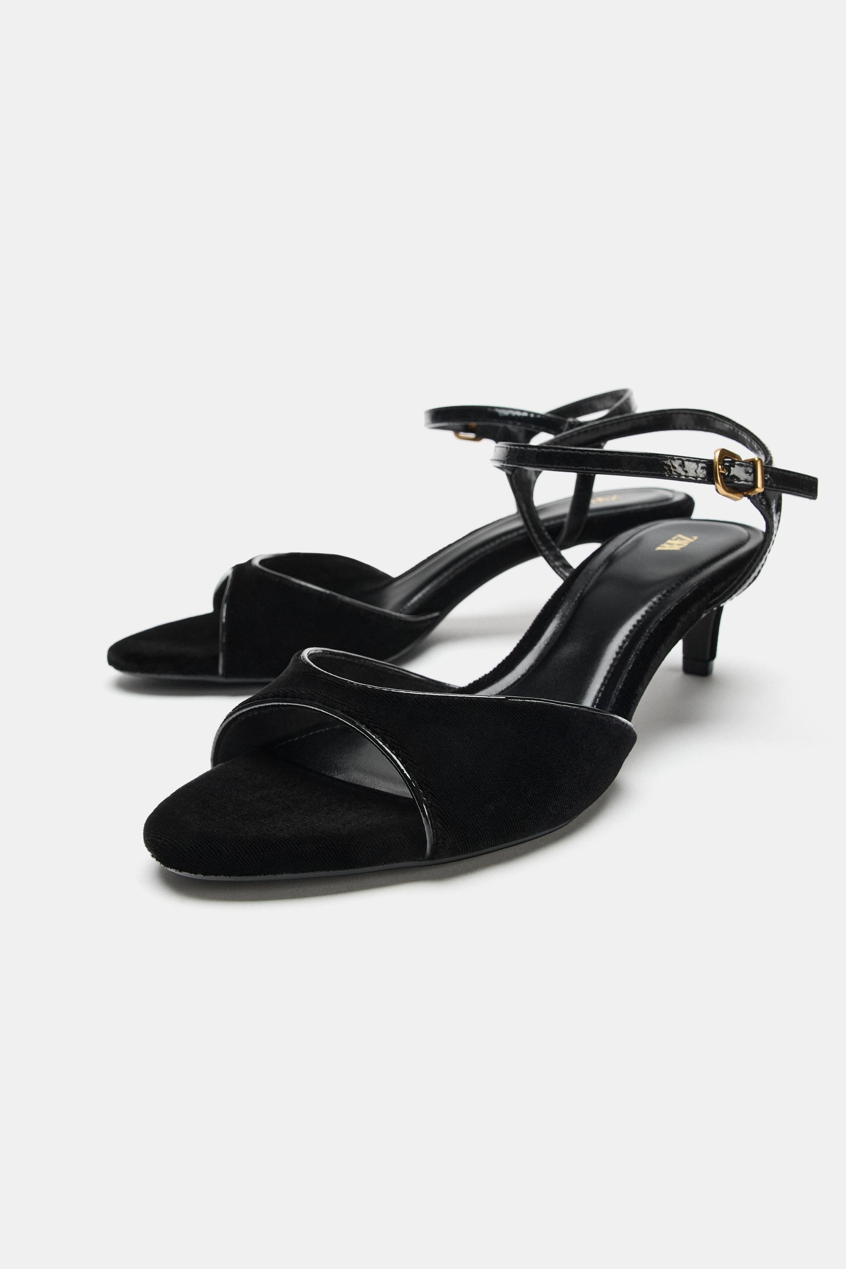 Textured Heeled Sandals - Black - 5