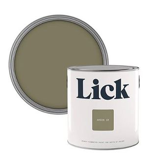 Lick green 19 paint can on white background