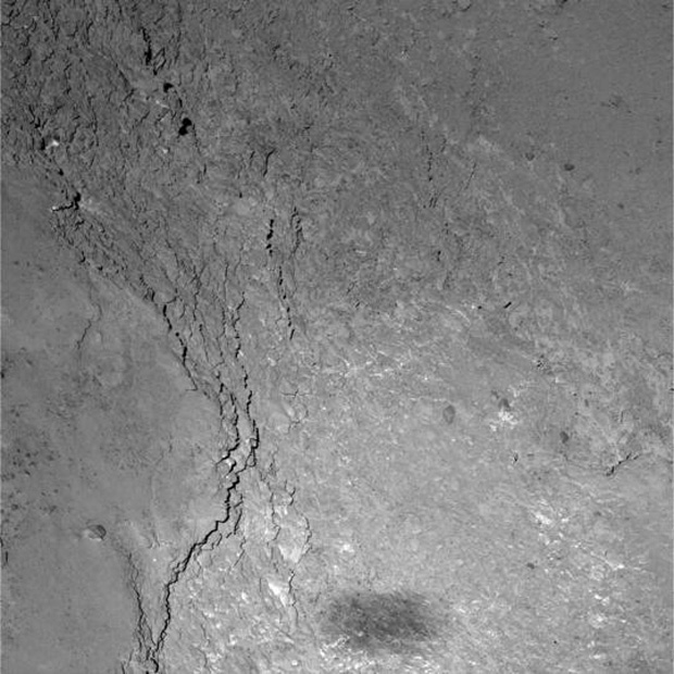 Rosetta&#039;s Shadow on Comet 67P