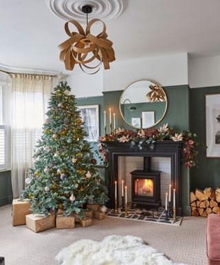Vikki Savage's renovated 1930s house styled for Christmas