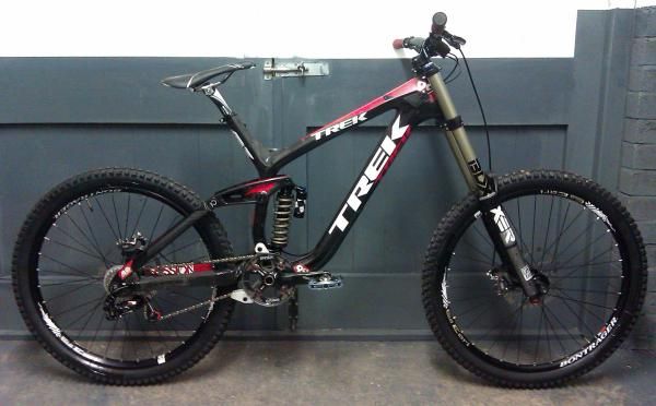 The Unior Tools team will ride Trek Session 99 bikes.