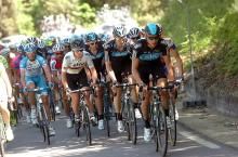 Stage 13 - Cavendish wins Giro stage 13 in Cervere