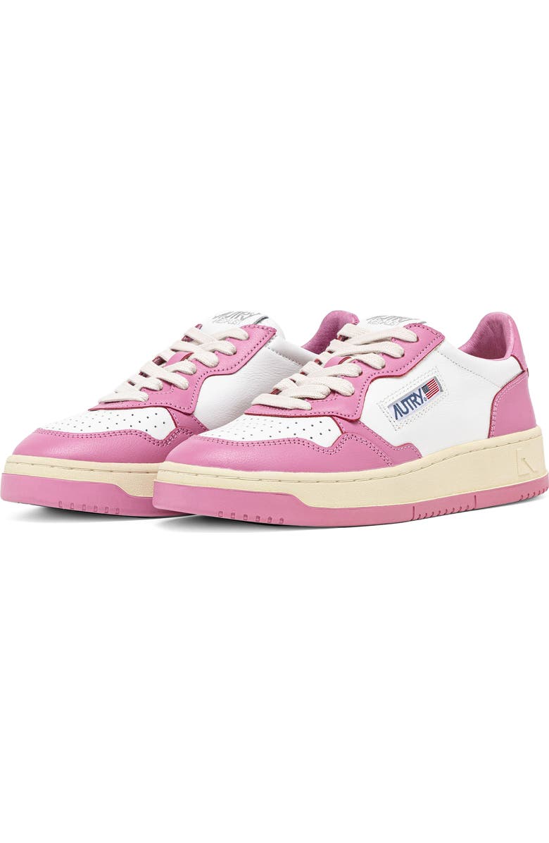 Medalist Low Sneaker