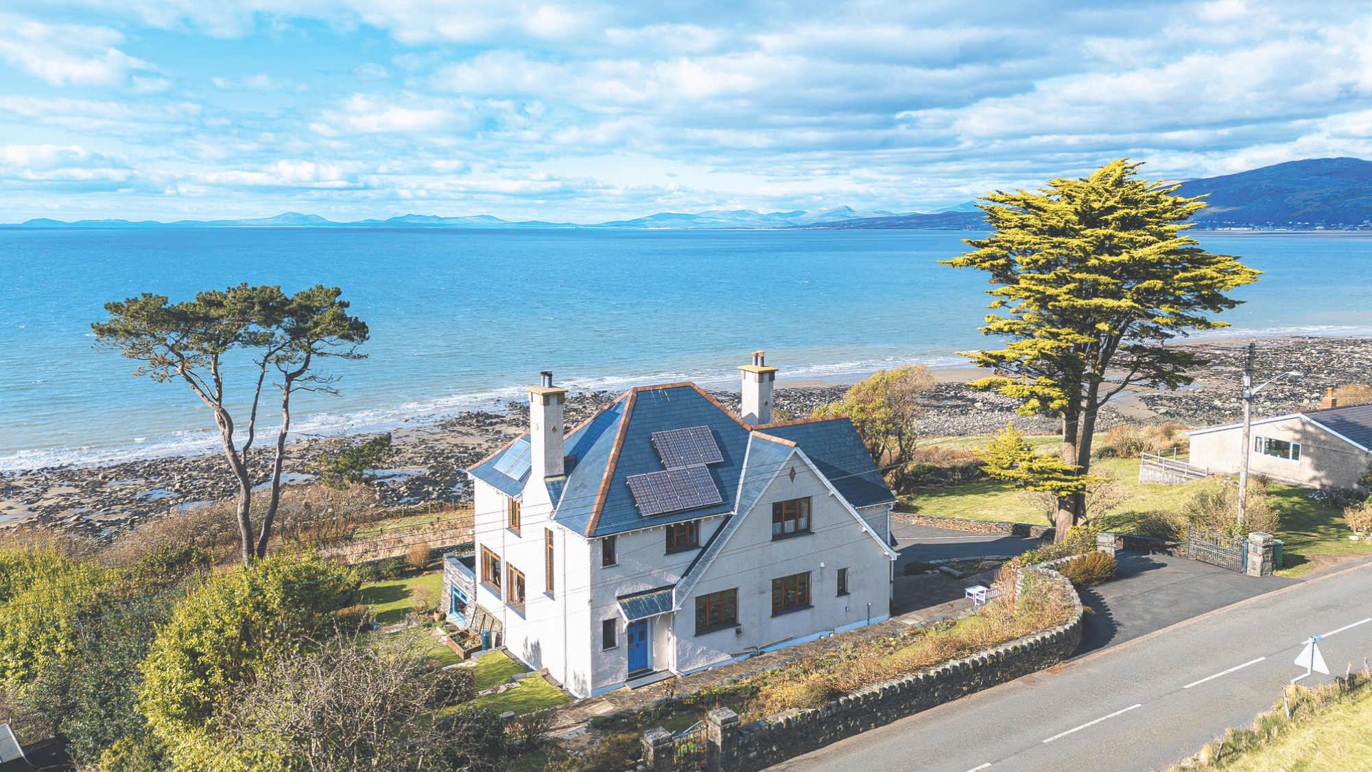 House by the beach in Gwynedd.