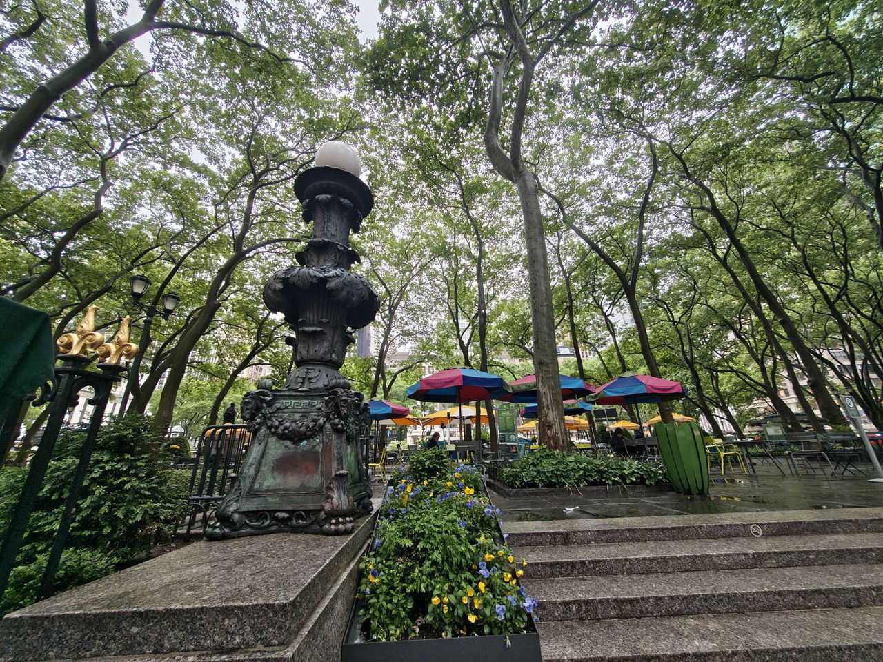 Motorola Razr Ultra 2025 camera image samples, mostly rainy New York City street scenes