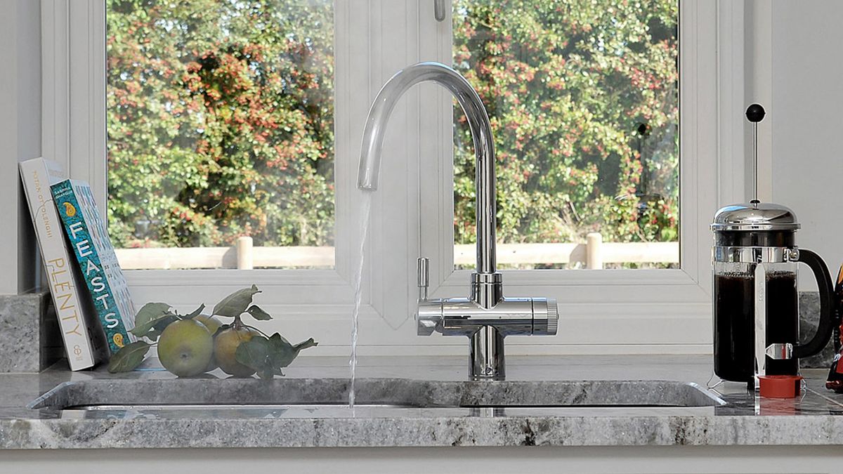 Best boiling water taps 2022: find the hot water tap for you | Real Homes