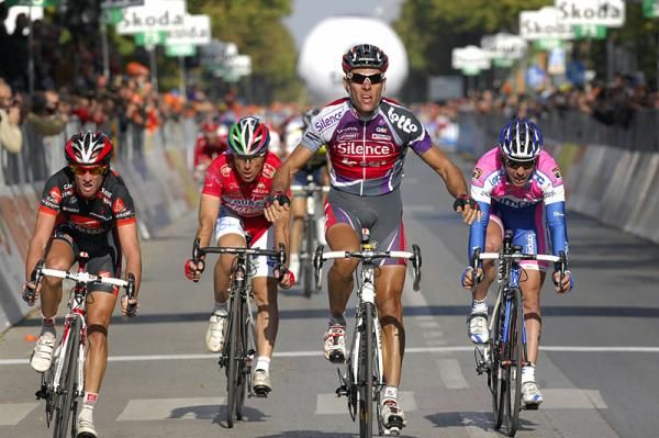 An on-form Philippe Gilbert (Silence-Lotto) claims the Giro del Piemonte.