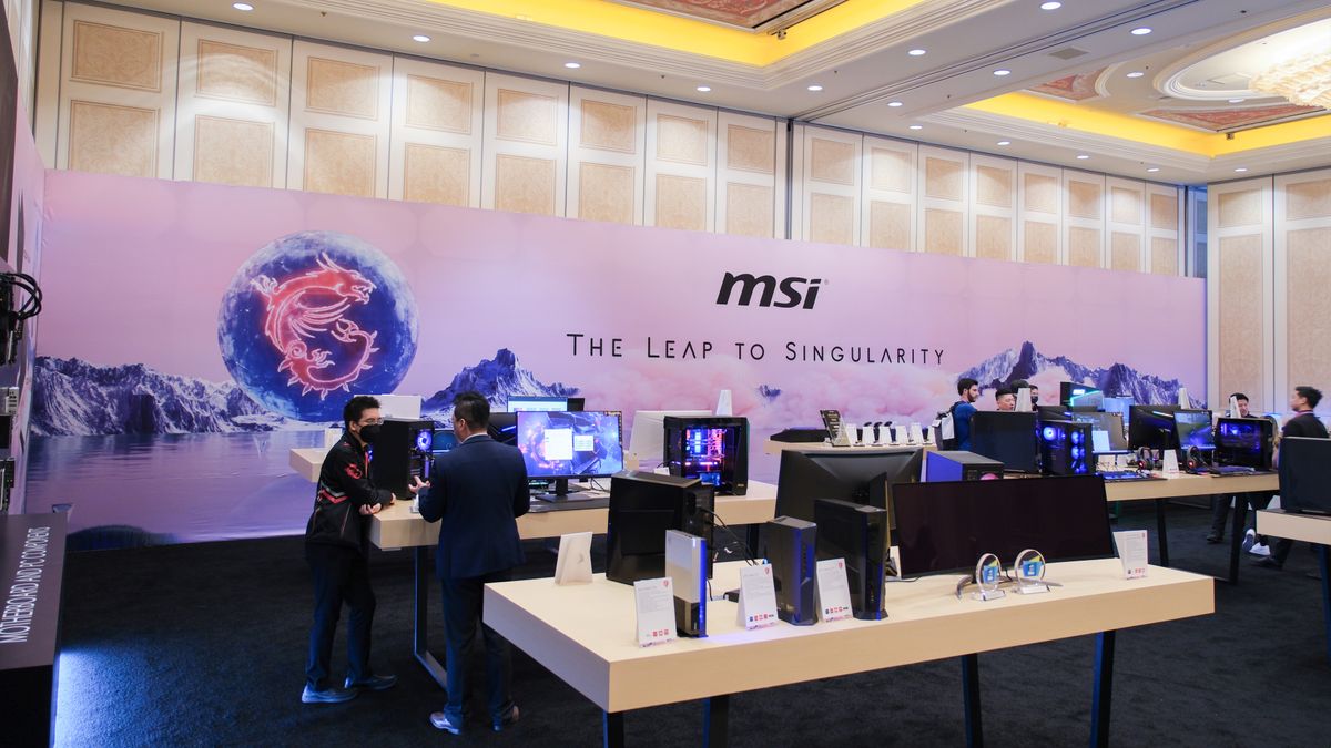 MSI CES 2023 desktops booth.