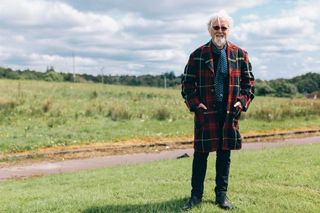 Billy Connolly in tartan suit