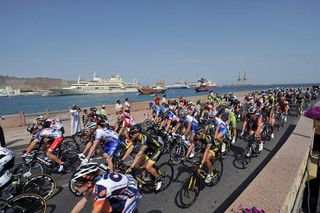 The peloton rolls along during the Tour of Oman's opening stage.