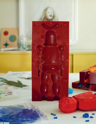 Drawing Collectible Toys moulds by Jaime Hayon and Caran d'Ache