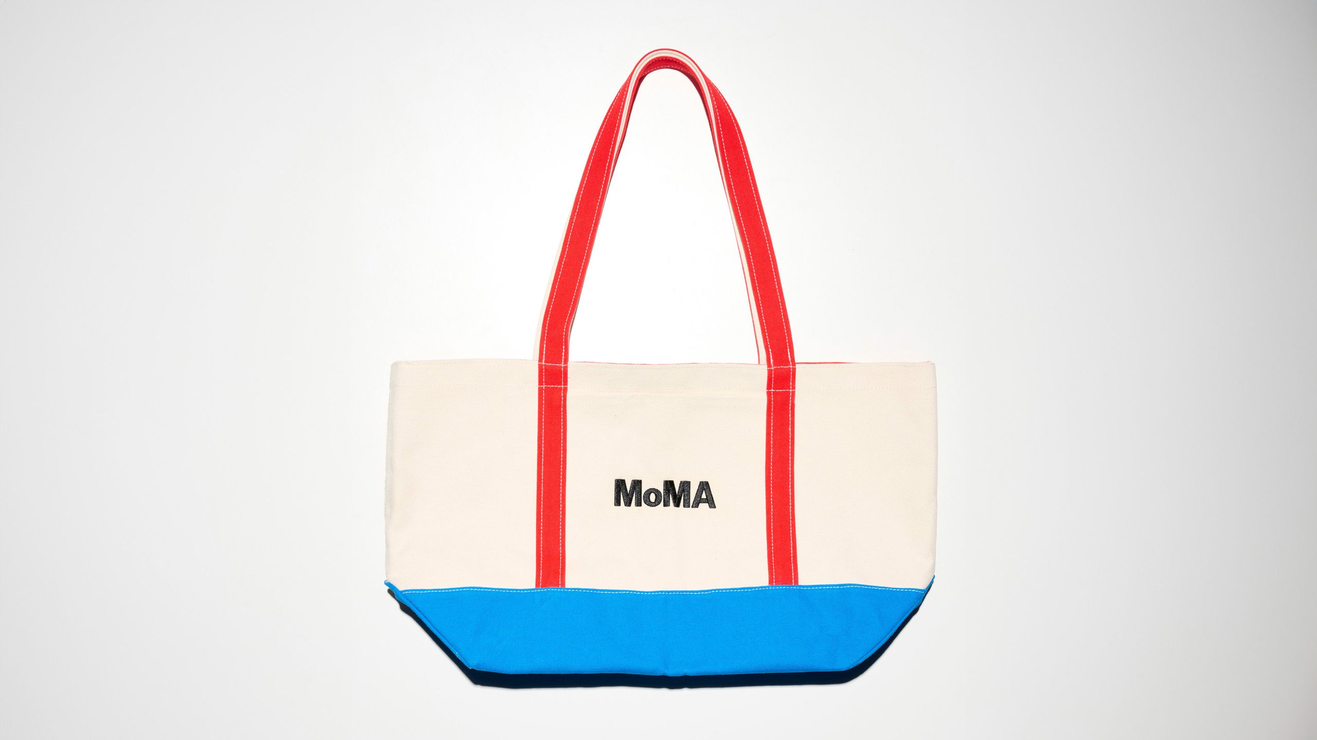 The MoMA logo by Ivan Chermayeff: story of a 1960s icon