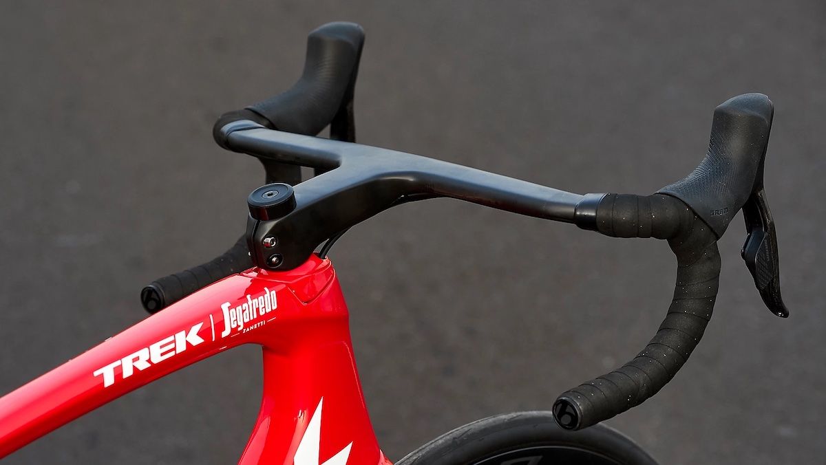 Trek integrated handlebar new arrivals