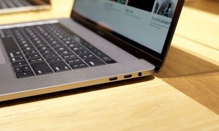 MacBook Pro Ports 2016