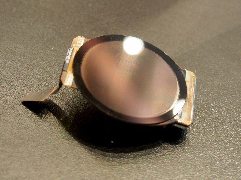 LG G Watch R display