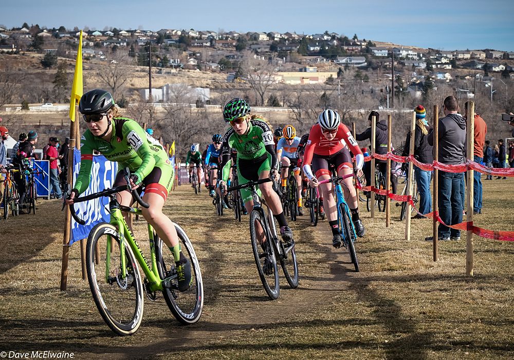 Emma White (Cannondale) led wire to wire